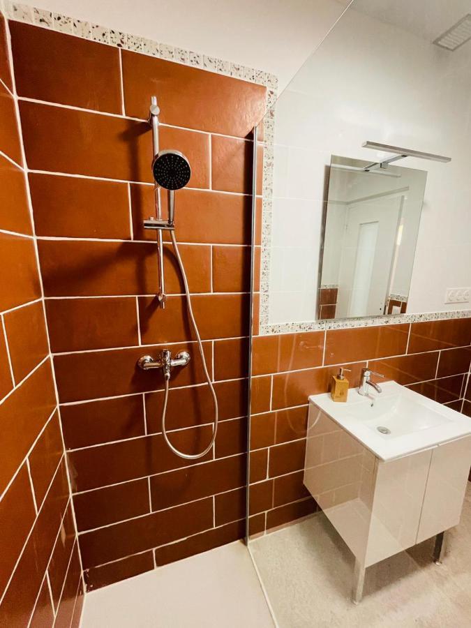 Casa Dahlia - Charmant Appartement Equipe Avec Grande Terrasse 马瑟伊兰 外观 照片